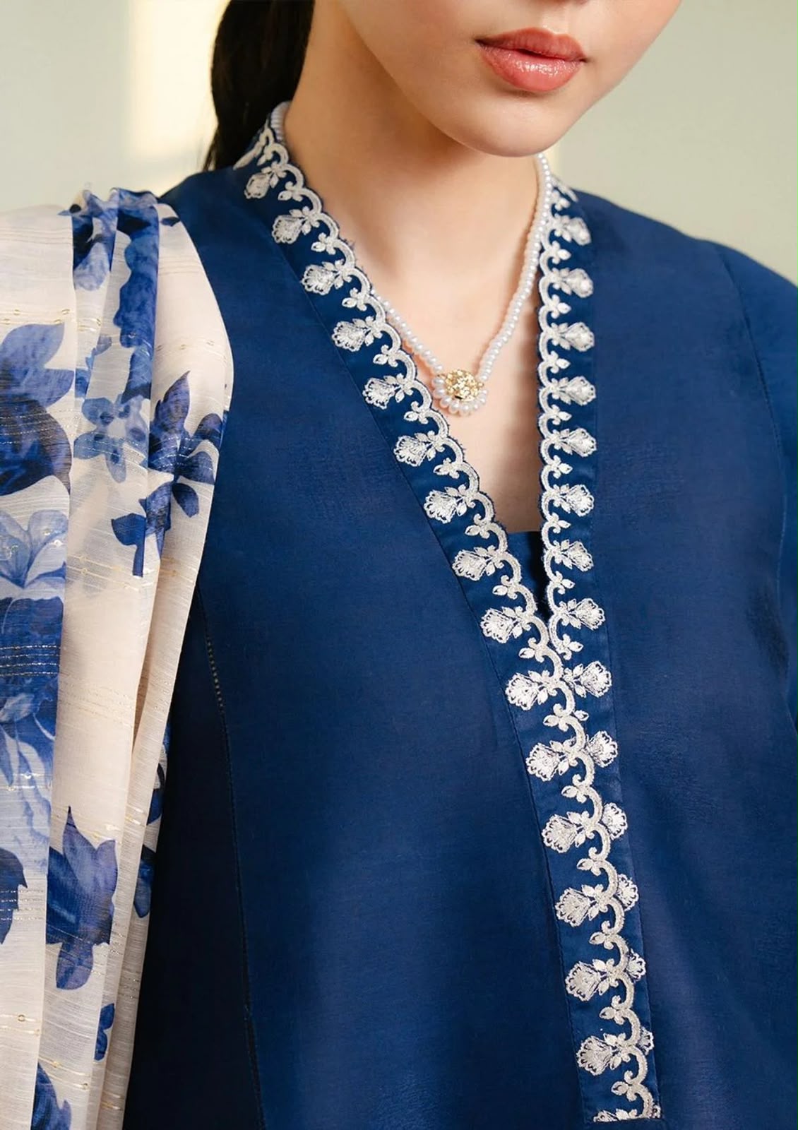 Embroidered Dhanak 3-Piece with Wool Shawl
